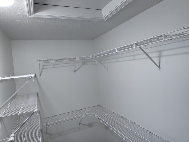 Building Photo - 34521 Springvale Cir