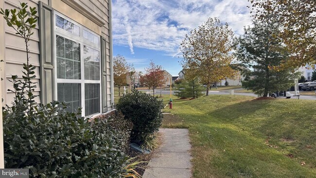 Building Photo - 110 Gate Stone Ln