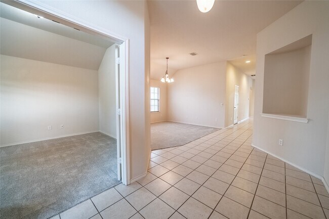 Building Photo - 7509 Dalton Dr