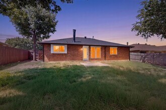 Building Photo - Gem In Flower Mound Waiting On You!!!