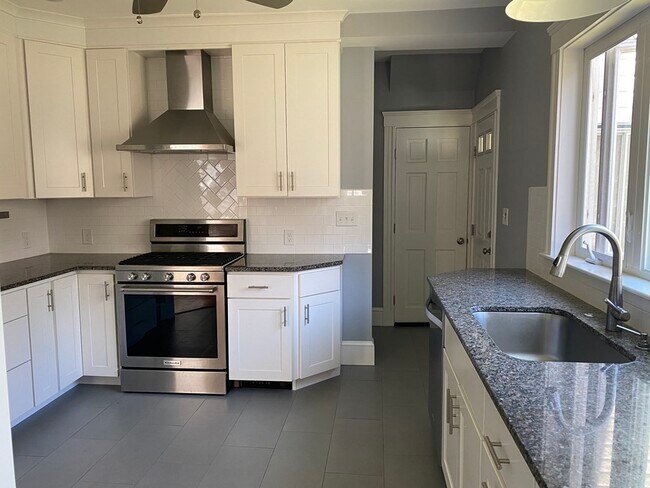 Building Photo - 299 Alewife Brook Pky
