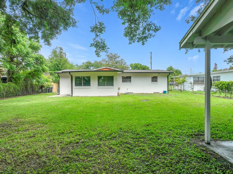 Building Photo - 3012 Rogan Rd