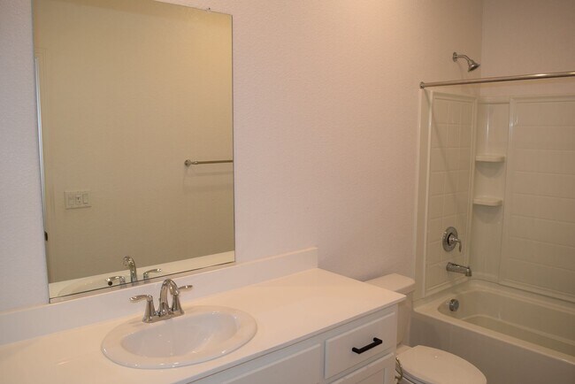 Building Photo - 2703 Coronado Ln