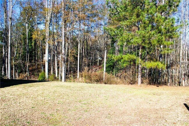 Building Photo - 4445 Scotland Ct SW