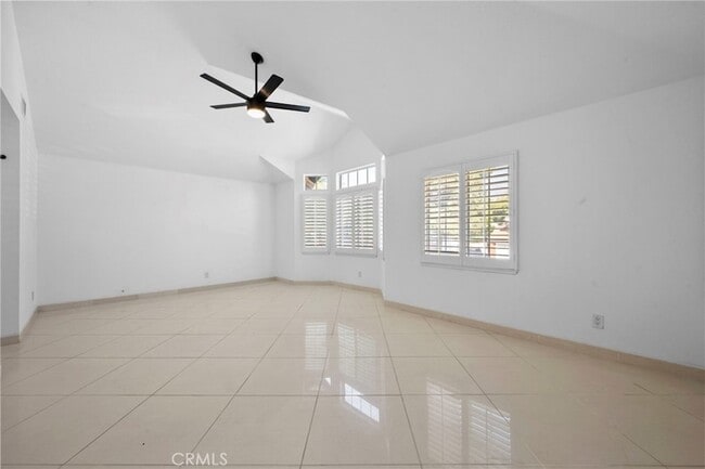 Building Photo - 1232 Meadow Ct