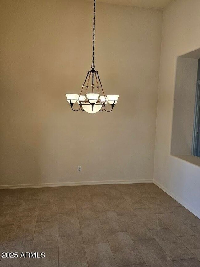 Building Photo - 8443 E Windrunner Dr