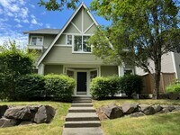 Building Photo - 4bd/3ba Snoqualmie House