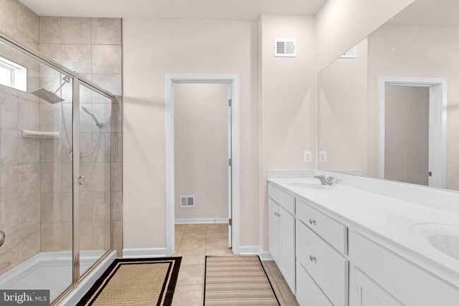 Building Photo - 2053 Whithorn Hl