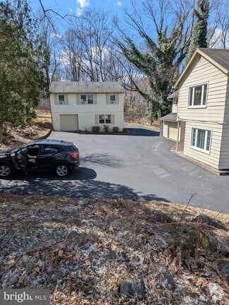 Building Photo - 3479 Windy Bush Rd