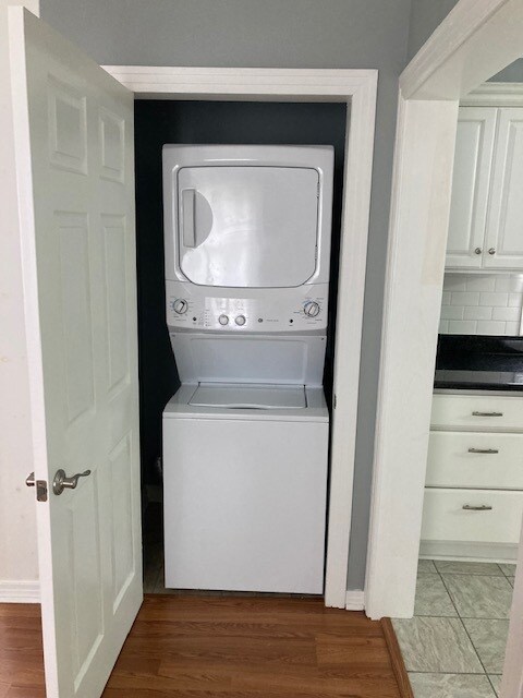 Building Photo - 524 Loreauville Rd