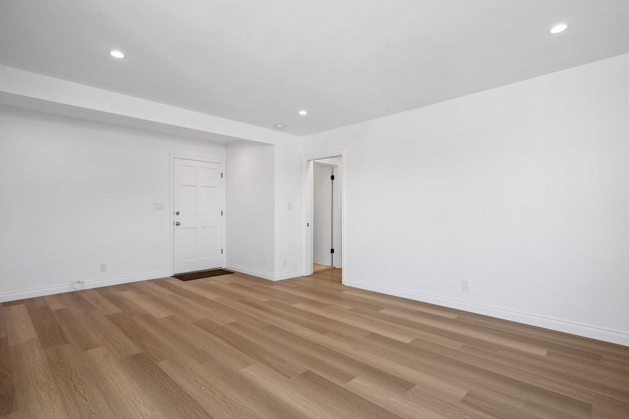 Building Photo - 118 41st St