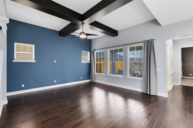 Building Photo - 8450 Laureate Blvd