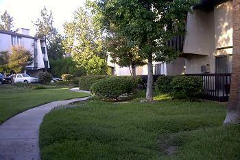 Building Photo - **Half off first month's rent** Spacious 1 bedroom overlooking pool and spa in La Mesa!