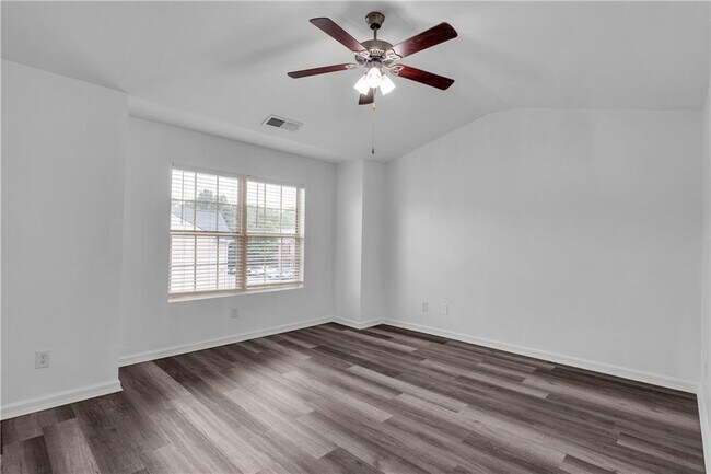 Building Photo - 2827 Creek Bottom Ct