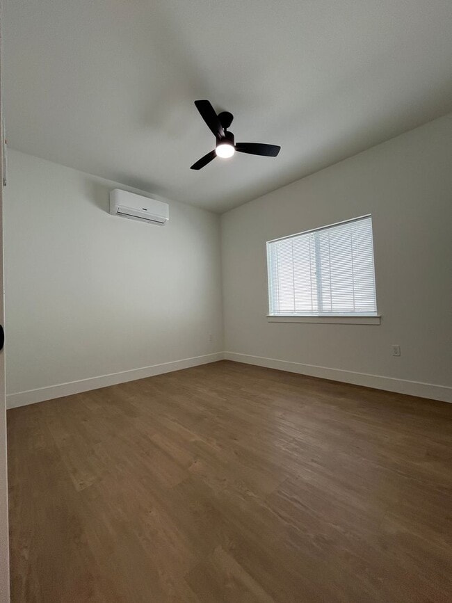 Building Photo - Brand New Build on Old Alturas - ALL Electric with City of Redding Solar!