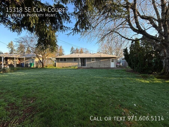 Building Photo - 15318 SE Clay Ct