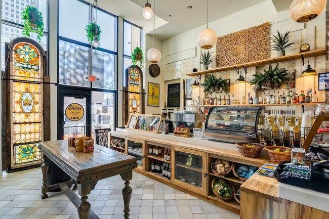 Building Photo - 309 Vine St