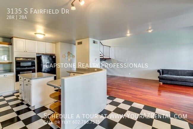 Building Photo - 3135 S Fairfield Dr