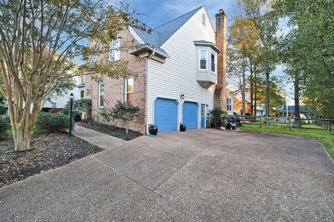 Building Photo - Call Victoria Jenkins at 757-525-7157 for more information