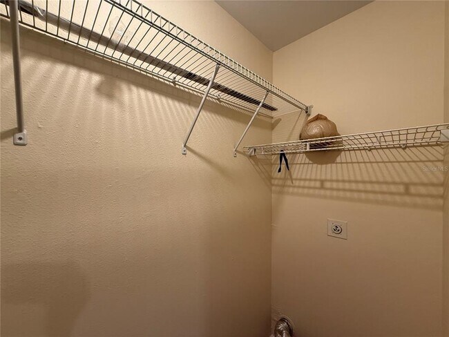 Building Photo - 1400 Gandy Blvd N