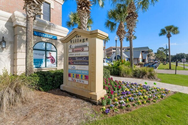 Building Photo - 10343 E County Hwy 30A