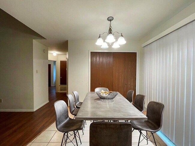Building Photo - 4508 Dorsett Oaks Cir