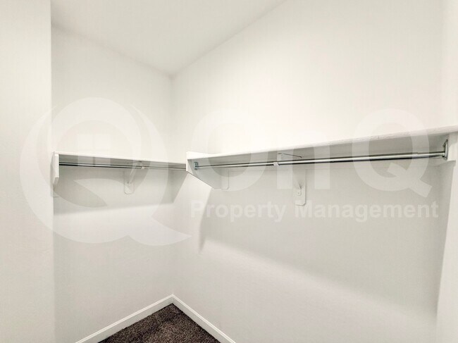 Building Photo - 25223 N 107th Dr