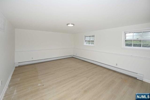 Building Photo - 27-14 Berdan Ave