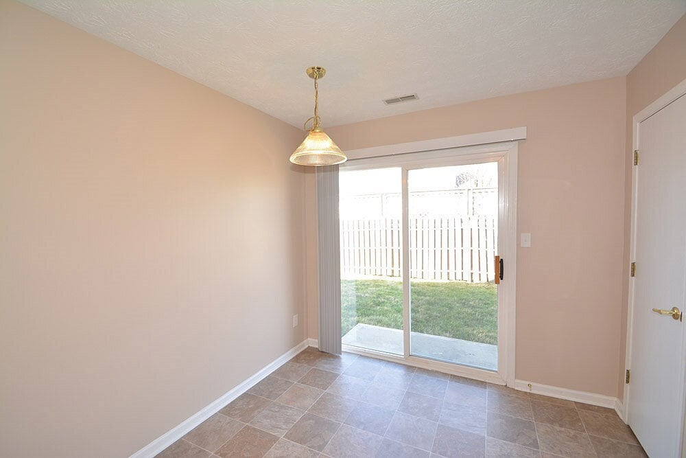 Building Photo - 4036 Magnolia Dr