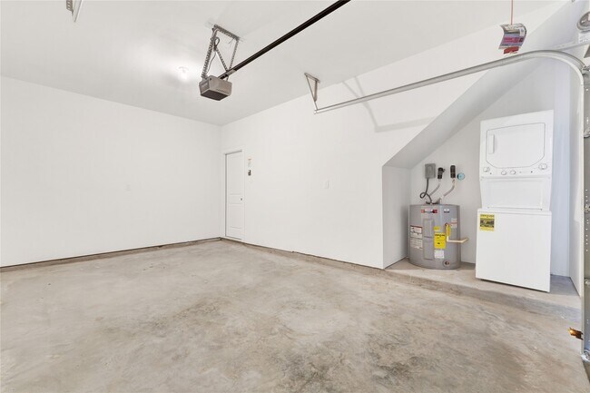 Building Photo - 4604 Indie Hts Ln