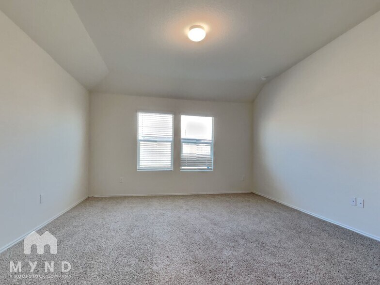 Building Photo - 14926 Talus Rd