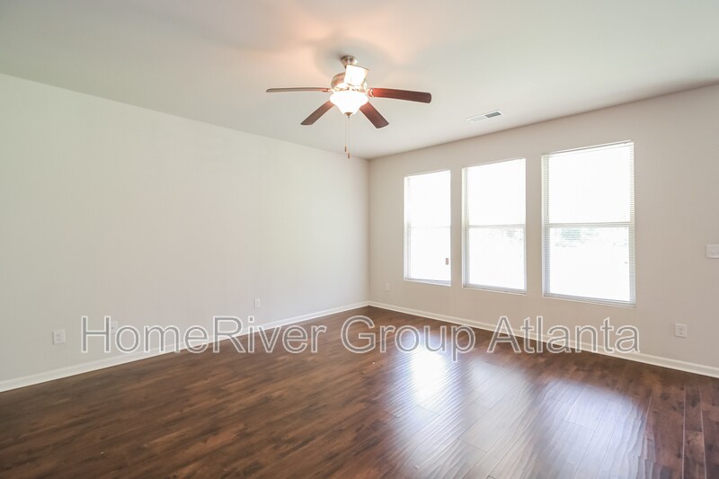 Building Photo - 116 Daisy Cir