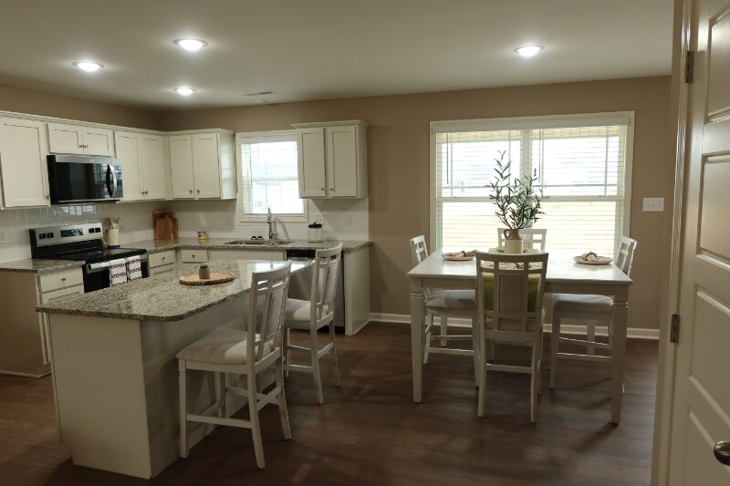 Building Photo - 212 Tuscany Cir