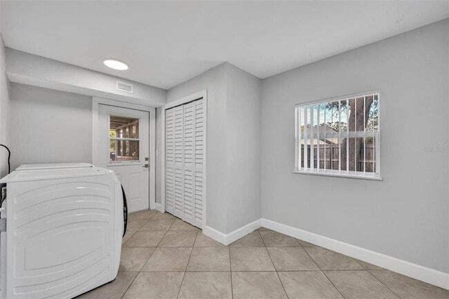 Building Photo - 2805 Northwood Blvd