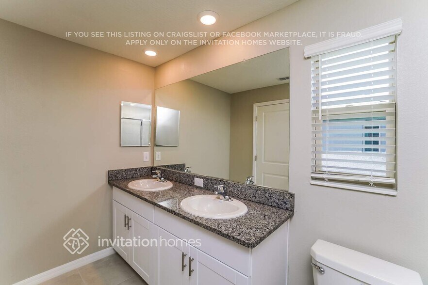 Building Photo - 8476 Houndstooth Enclave Dr