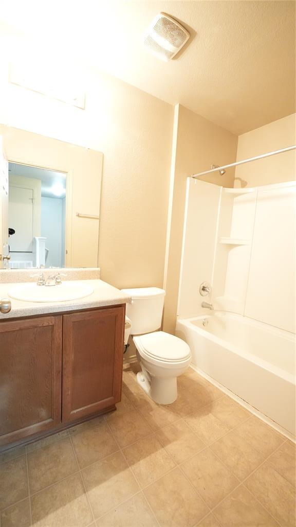 Building Photo - 5705 Knoll Pines Pass