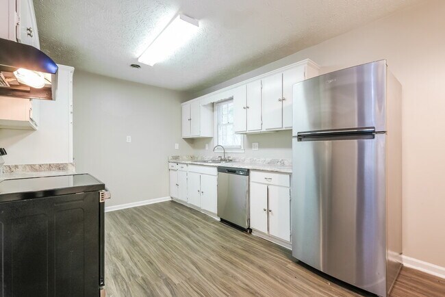 Building Photo - 3805 Nebo Rd