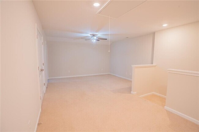 Building Photo - 2420 Boxwalking Ct