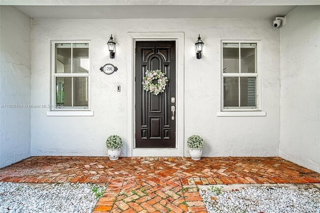 Building Photo - 5701 SW 85th St