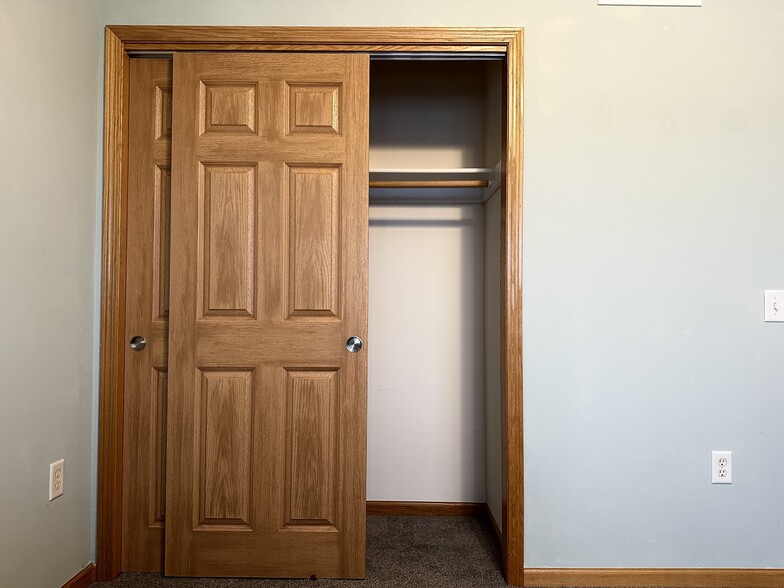 Building Photo - 7131 Discovery Ln