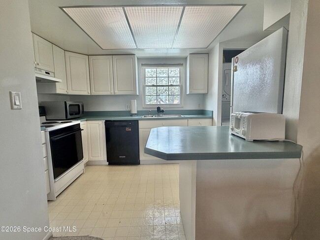 Building Photo - 3135 Shady Dell Ln