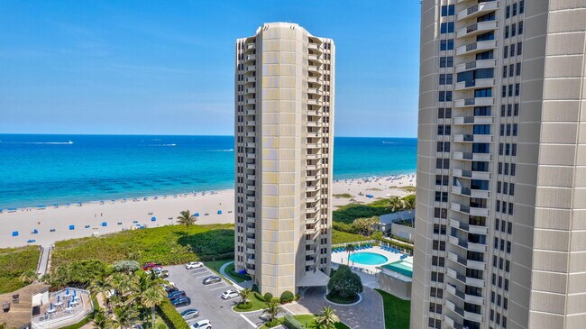 Building Photo - 2800 N Ocean Dr
