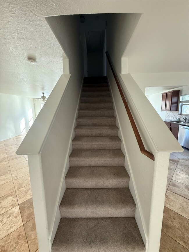 Building Photo - 4330 Sprangletop Ave