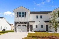 Building Photo - 4400 Laurel Rdg Dr