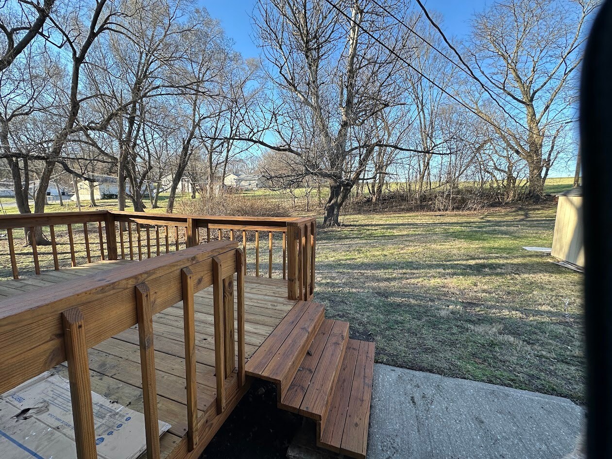 Building Photo - 103 Spring St