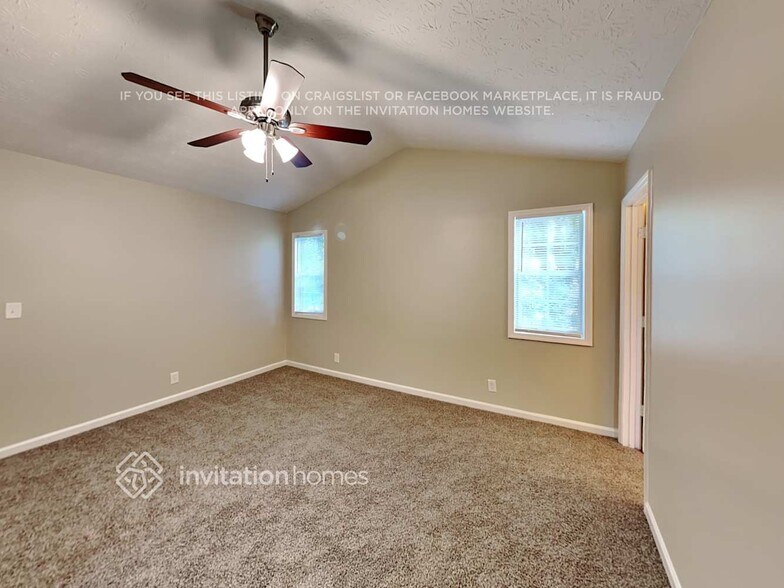 Building Photo - 4740 Bryant Rd