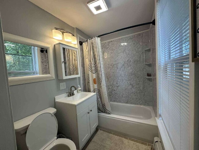 Building Photo - 73 Greenhill Parkway Unit 1R Worcester, MA 01605