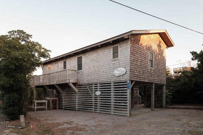 Building Photo - 39312 Angelfish Rd