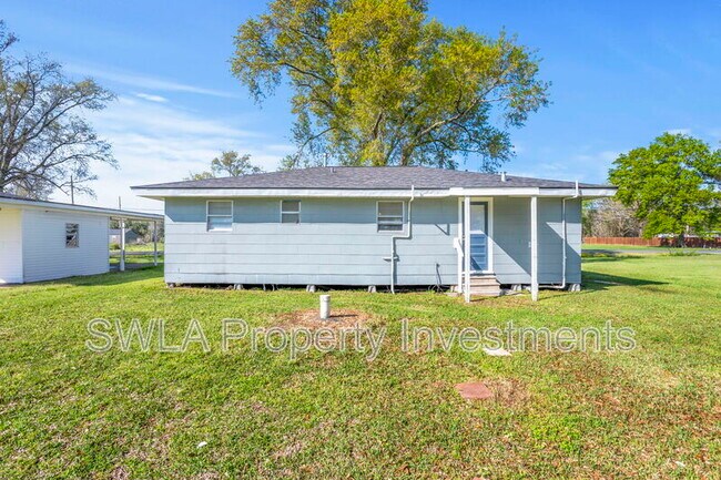 Building Photo - 732 Murbelle Rd