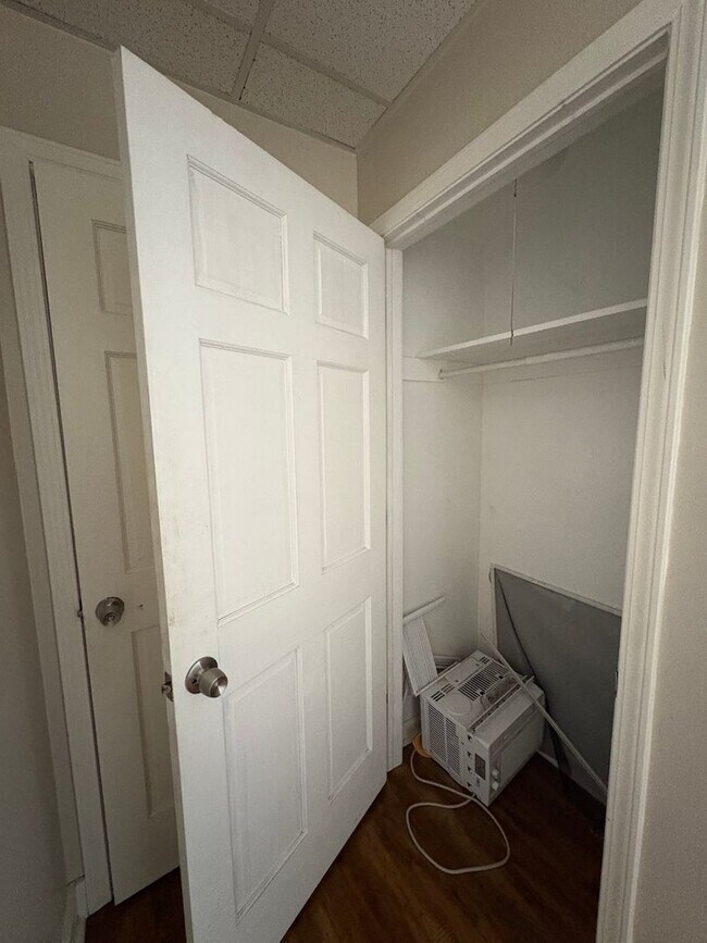 Building Photo - The Center Building in Igram